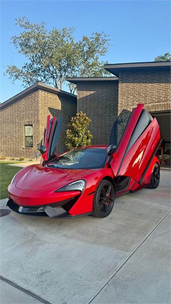 2017 McLaren 570S in Vermillion Red - exterior photo 6