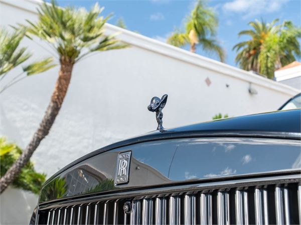 2025 Rolls-Royce Cullinan Black Badge in Black - exterior photo 7