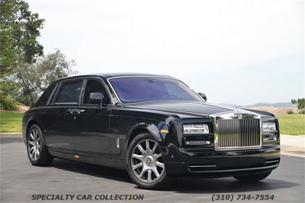 2017 Rolls-Royce Phantom EWB in Black - exterior photo 5