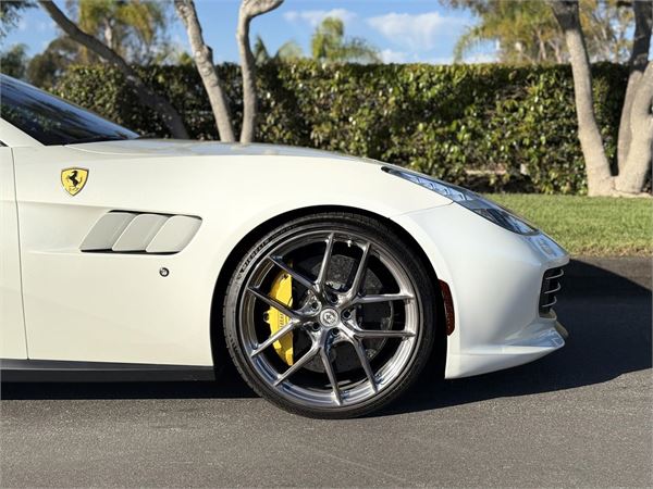 2017 Ferrari GTC4 Lusso in Bianco Italia - exterior photo 9