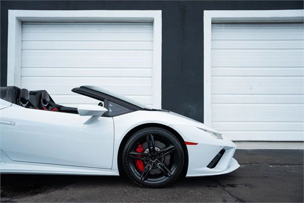 2021 Lamborghini Huracan EVO Spyder LP580-2 in White - exterior photo 7