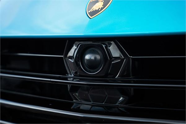 2024 Lamborghini Urus Performante in Blu Uranus - exterior photo 16