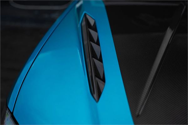 2024 Lamborghini Urus Performante in Blu Uranus - exterior photo 19