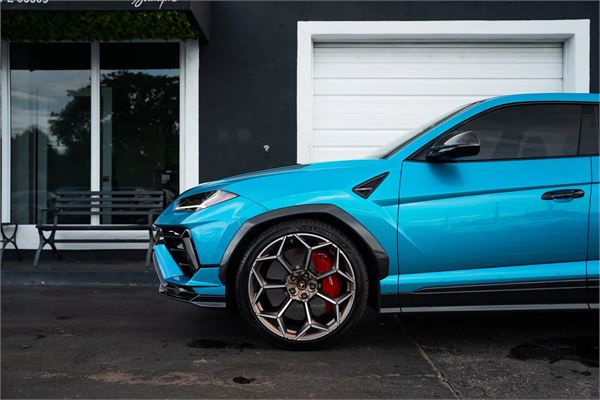 2024 Lamborghini Urus Performante in Blu Uranus - exterior photo 11