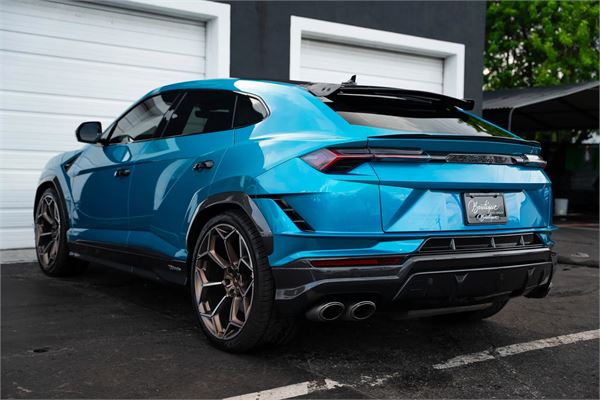 2024 Lamborghini Urus Performante in Blu Uranus - exterior photo 6