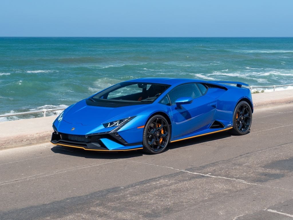 2023 Lamborghini Huracan Tecnica in Blue Eleos Metallic - exterior photo 1