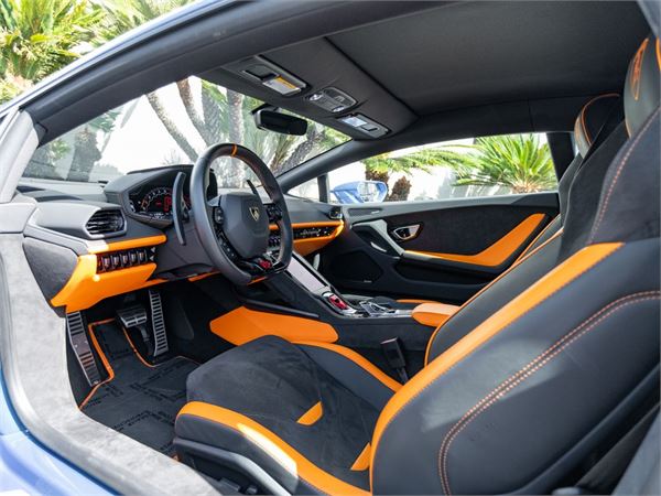 2023 Lamborghini Huracan Tecnica in Blue Eleos Metallic - interior photo 19