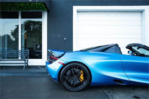 2020 McLaren 720S Spider in MSO Defined Ludus Blue - exterior photo 8