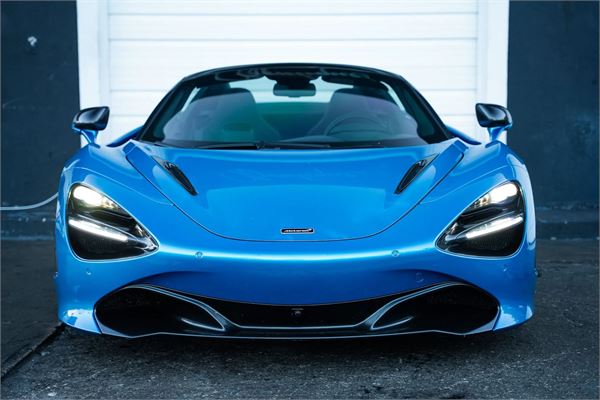 2020 McLaren 720S Spider in MSO Defined Ludus Blue - exterior photo 2