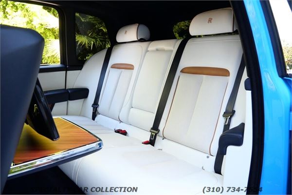 2019 Rolls-Royce Cullinan in Galileo Blue - interior photo 24