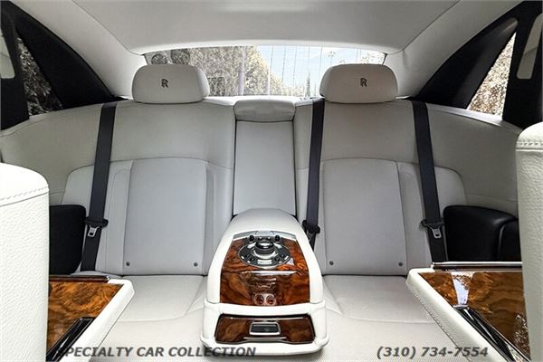 2012 Rolls-Royce Ghost Mansory in English White - interior photo 24