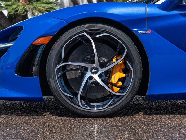 2025 McLaren 750S in Aurora Blue - exterior photo 7