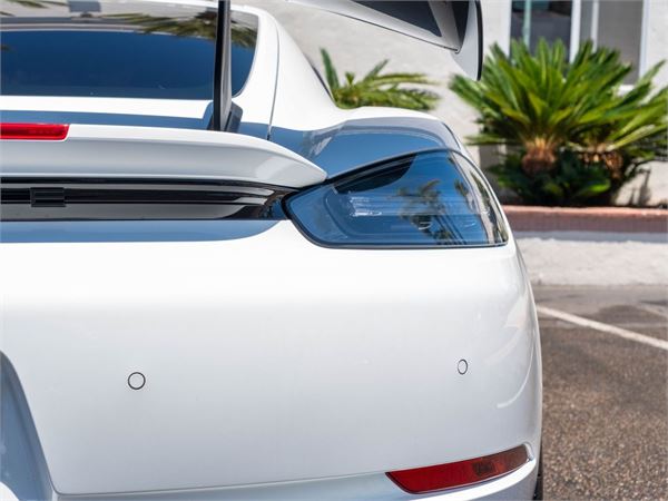 2025 Porsche 718 Cayman GT4 RS Weissach in White - exterior photo 20
