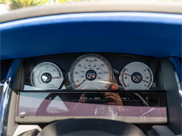 2020 Rolls-Royce Wraith in Black Diamond - interior photo 24