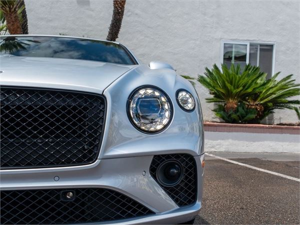 2023 Bentley Continental GT V8 in Moonbeam - exterior photo 12