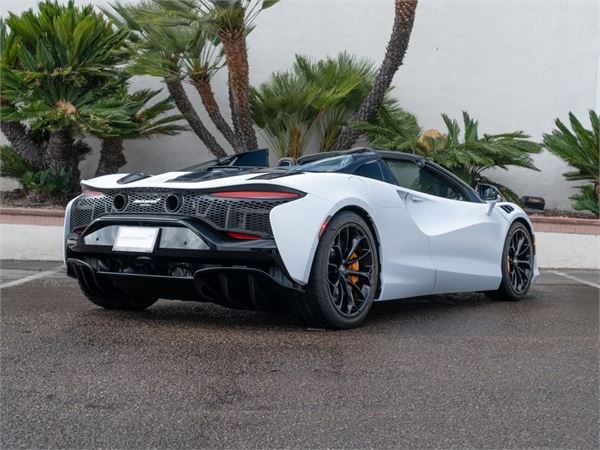 2025 McLaren Artura in Silica White - exterior photo 5