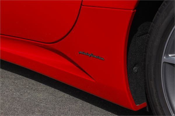2014 Ferrari California in Rosso Corsa - exterior photo 15