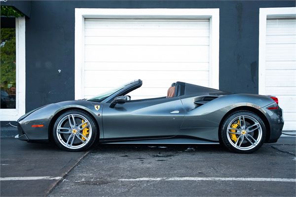 2016 Ferrari 488 Spider in Grigio Silverstone - exterior photo 10