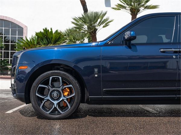 2023 Rolls-Royce Cullinan Black Badge in Midnight Sapphire - exterior photo 7