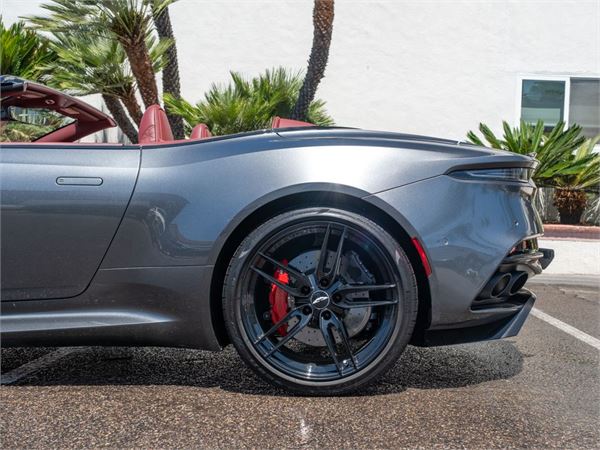 2020 Aston Martin DBS Superleggera Volante in Magnetic Silver - exterior photo 5