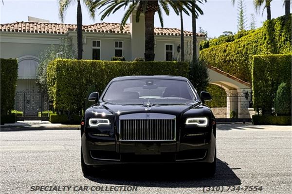 2015 Rolls-Royce Ghost in Diamond Black - exterior photo 3