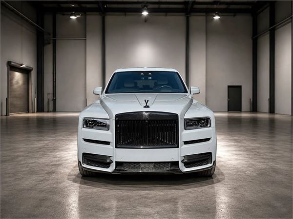 2023 Rolls-Royce Cullinan in Selby Grey - exterior photo 4