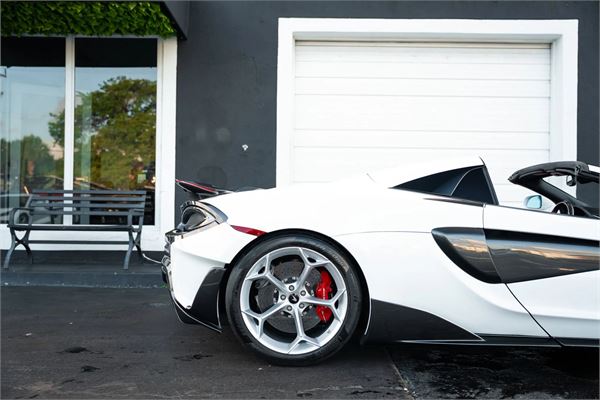 2020 McLaren 600LT Spider in White - exterior photo 11