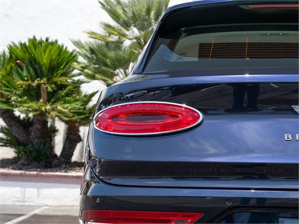 2024 Bentley Bentayga in Dark Sapphire Metallic - exterior photo 16